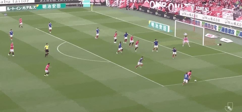 ⚽Báo cáo trận đấu J-League: Suwama Yukinari mắc sai lầm lớn và tặng quà, Savio và Danilo ghi bàn, Urawa Red Diamonds 3-1 Yokohama F. Marinos