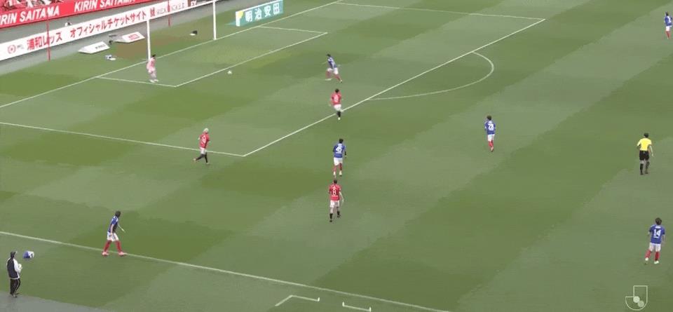 ⚽Báo cáo trận đấu J-League: Suwama Yukinari mắc sai lầm lớn và tặng quà, Savio và Danilo ghi bàn, Urawa Red Diamonds 3-1 Yokohama F. Marinos