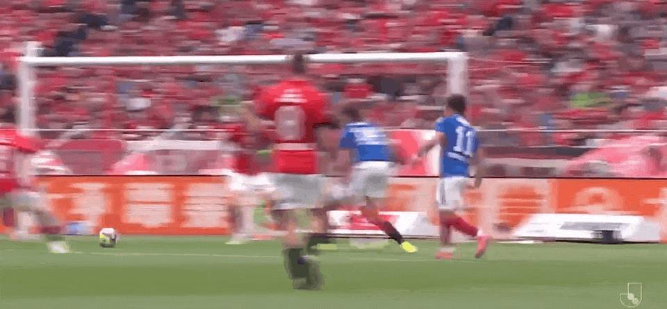 ⚽Báo cáo trận đấu J-League: Suwama Yukinari mắc sai lầm lớn và tặng quà, Savio và Danilo ghi bàn, Urawa Red Diamonds 3-1 Yokohama F. Marinos