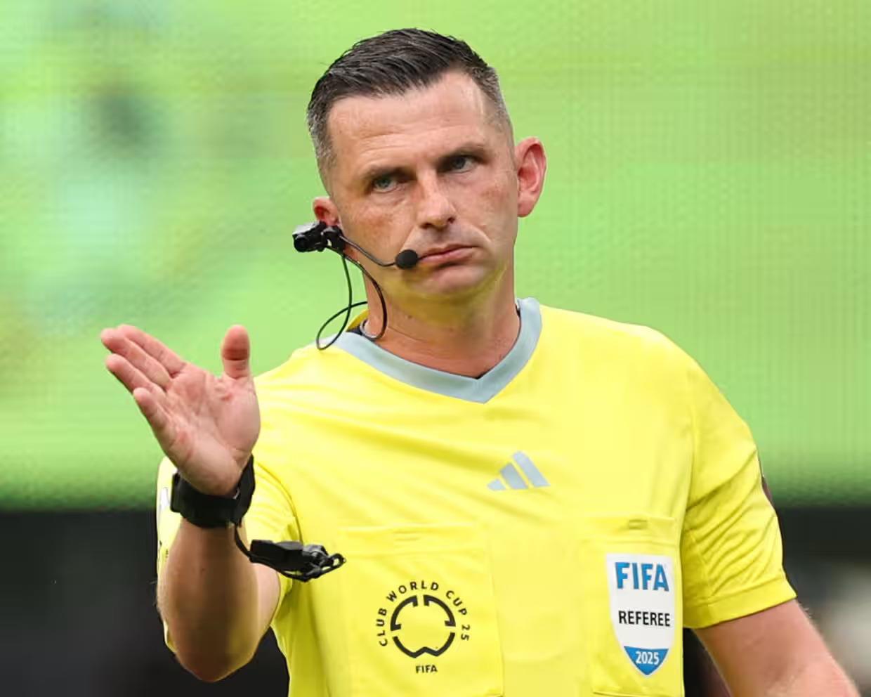 The Guardian: Theo gương của Club World Cup, Premier League dự định sẽ lắp đặt camera trọng tài vào mùa giải tới