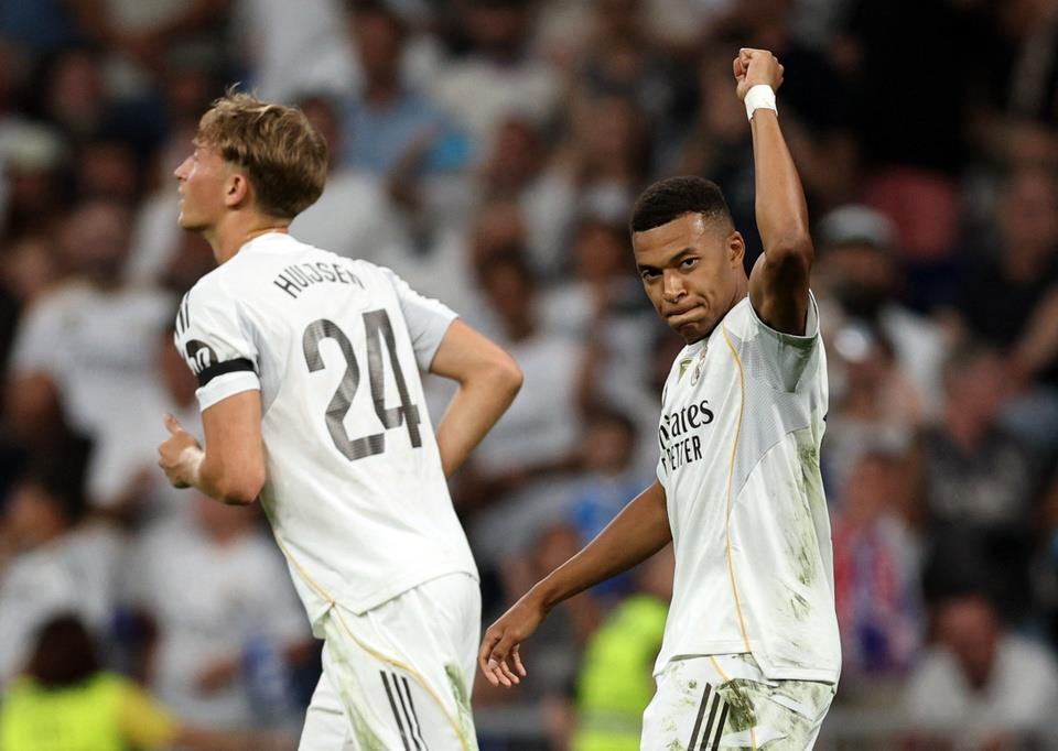 Thống kê đầu tiên của bốn tân binh Real Madrid tại La Liga: Huissen là người giỏi nhất, và thống kê chuyền bóng của A-Fei nổi bật