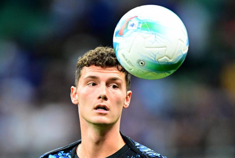 L'Equipe: Nếu việc chiêu mộ Ordonez thất bại, Marseille sẽ triển khai Kế hoạch B để theo đuổi Pavard