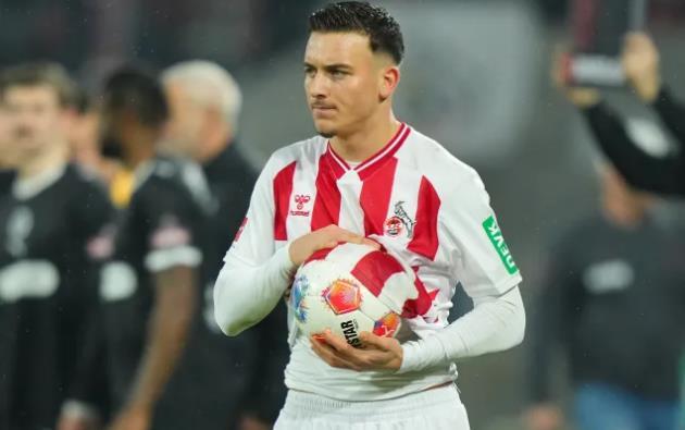 MU va Tottenham deu quan tam Said El Mala.