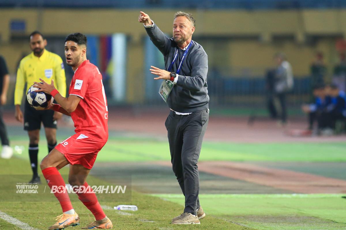 CLB CAHN và bài toán phong độ sau quãng nghỉ dài ngày 1