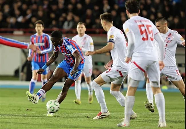 Nhận định Crystal Palace vs Zrinjski Mostar (3h00 ngày 272) Lợi thế sân nhà 1